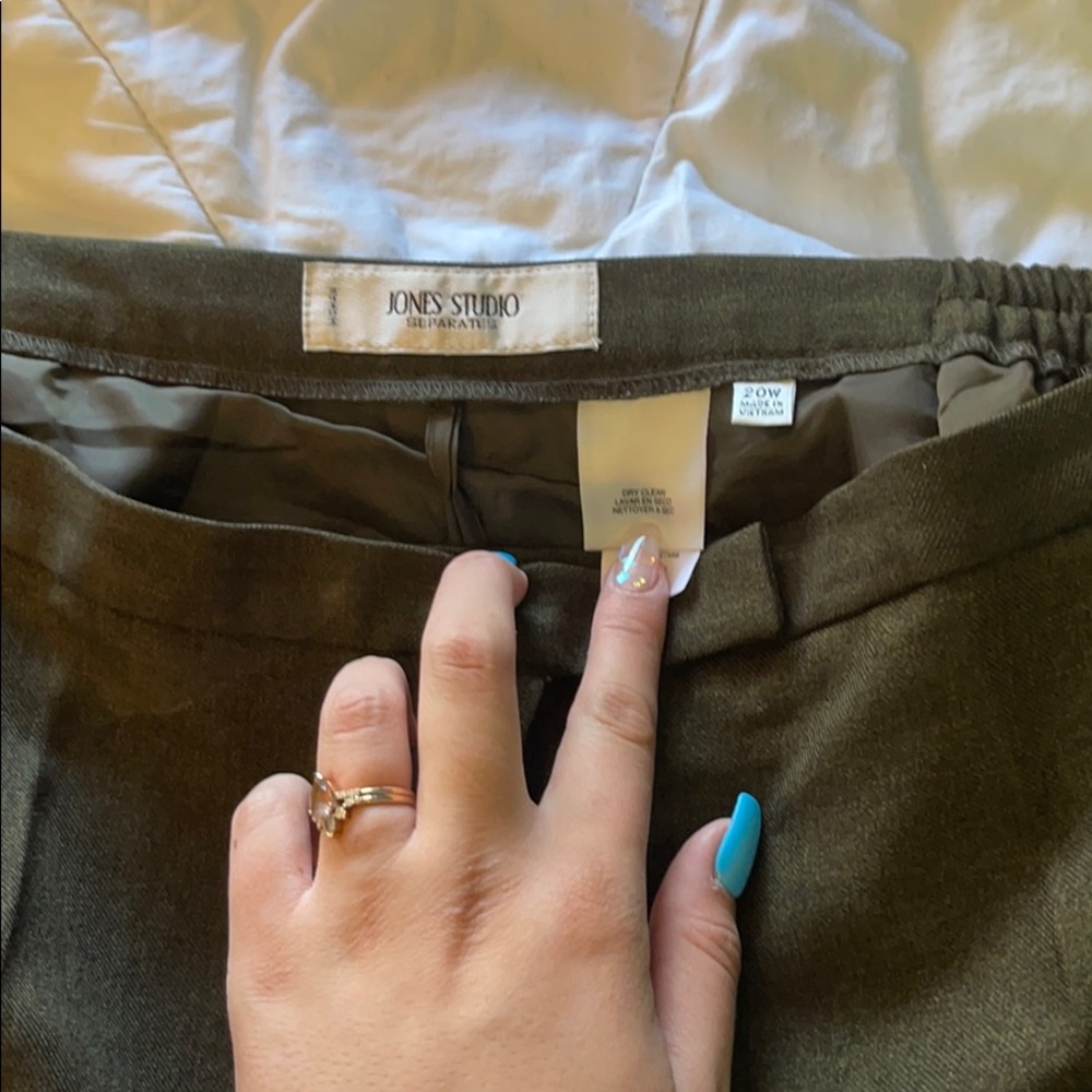 Jones studio olive green 20W trousers